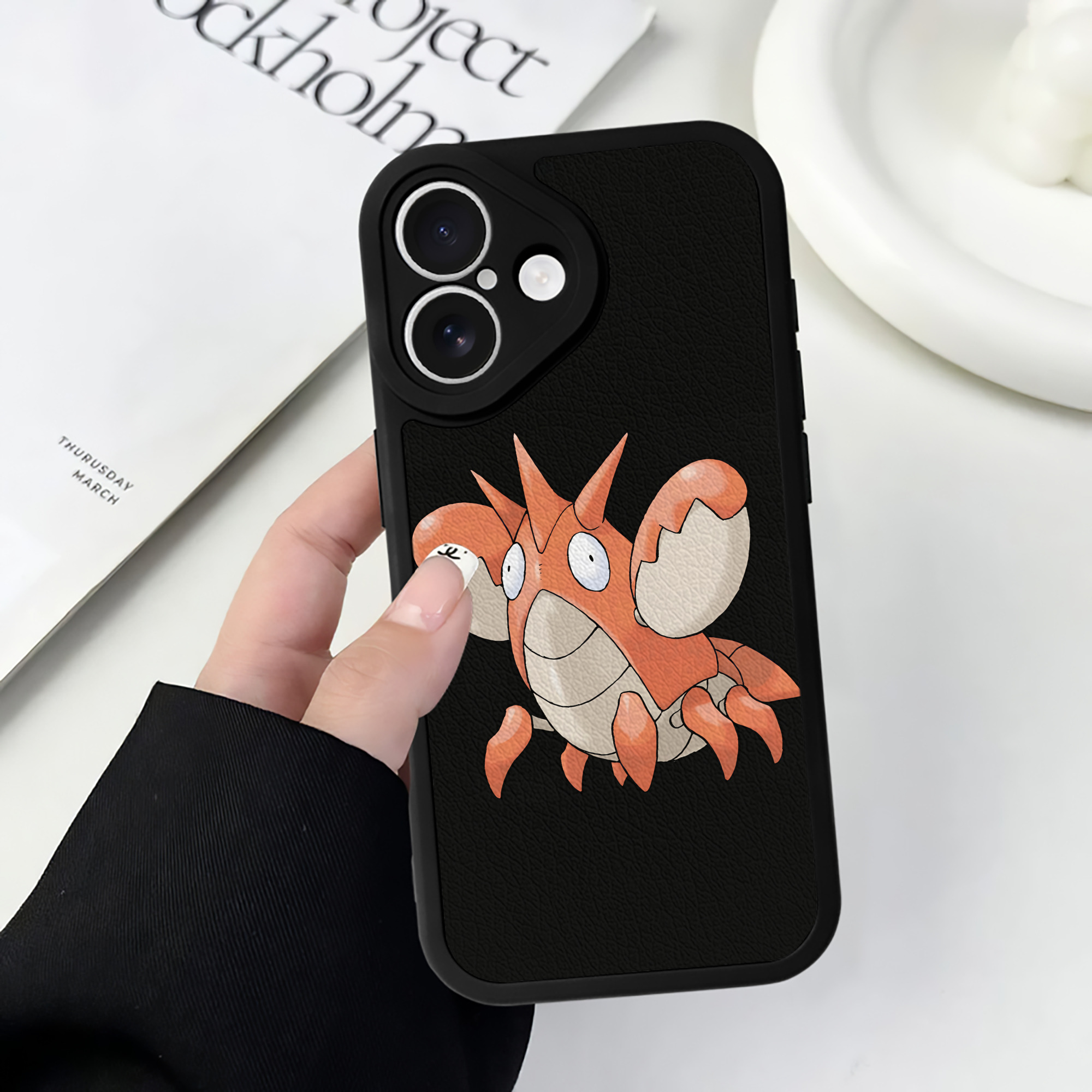 （画像用） ポケットモンスター Pokémon 【iPhone 16シリーズ対応】シリコンスマホケース（レザー調） 材質：シリコン